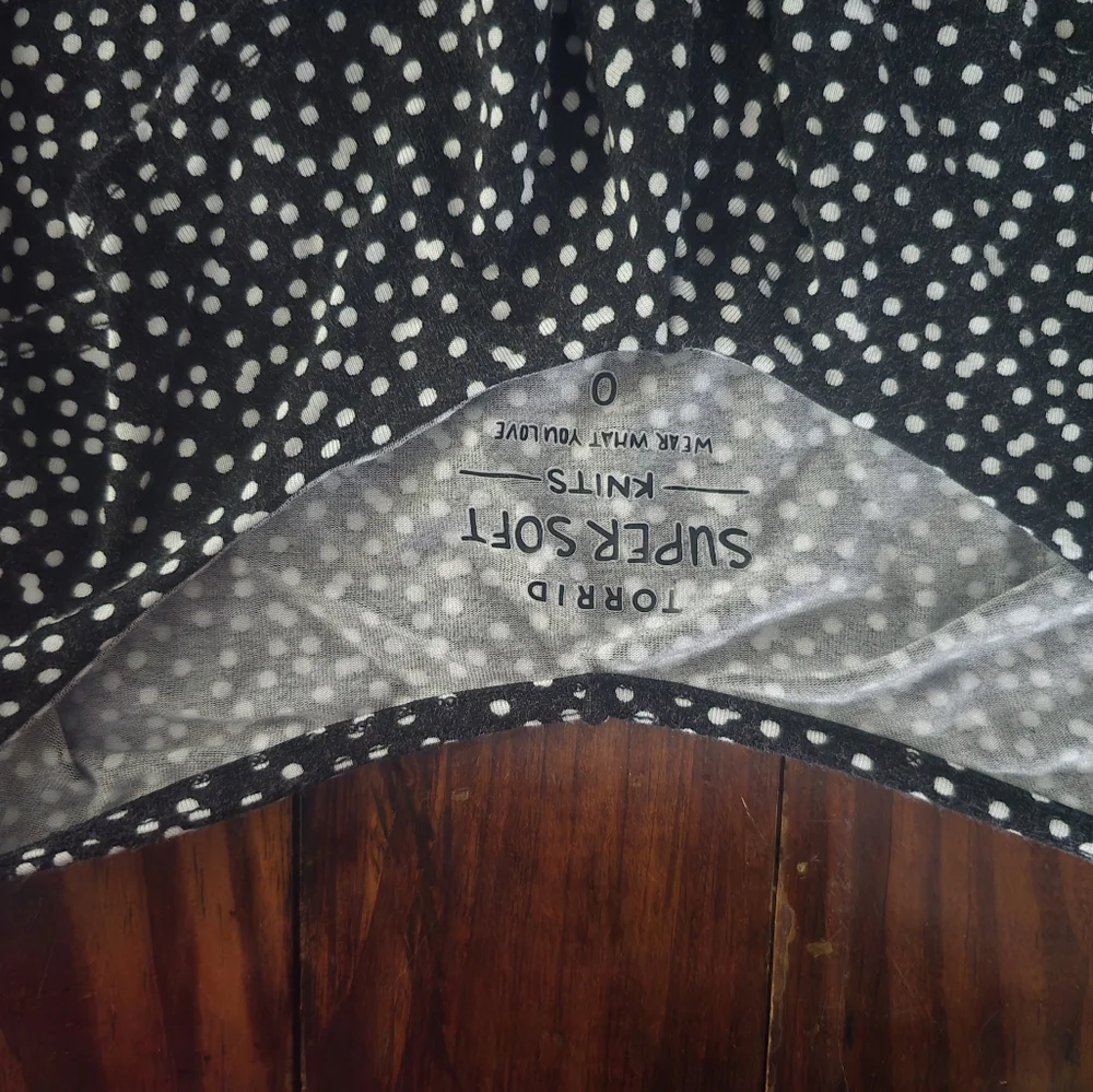 Summer top - Picture 2 of 2